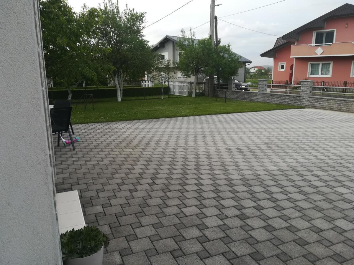 Meri Rooms Bihać エクステリア 写真